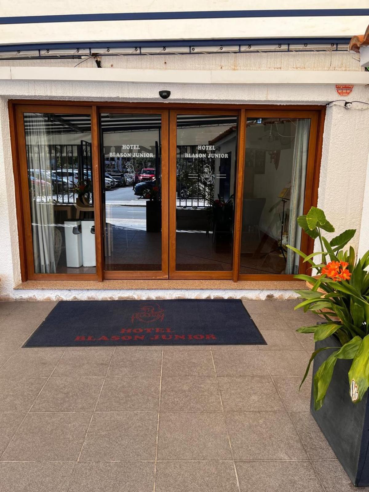 Hotel Blason Junior Peñíscola المظهر الخارجي الصورة